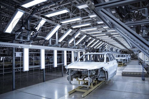 董车日报 宝马i7发布、特斯拉恢复生产与威马自燃频发